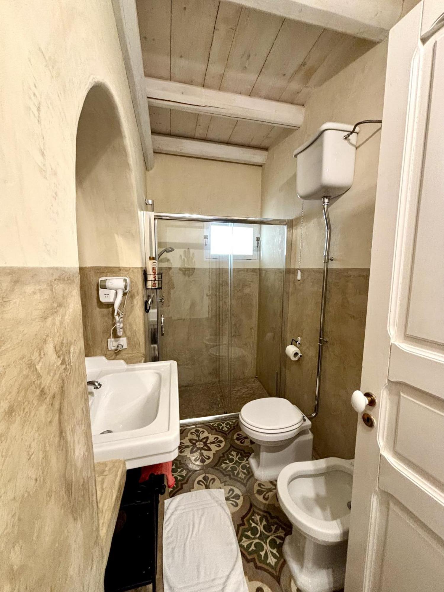 Kallistos Suites & Apartments 加利波利 外观 照片
