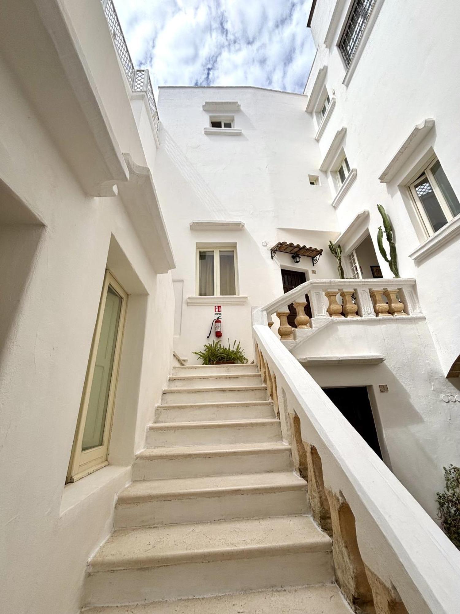Kallistos Suites & Apartments 加利波利 外观 照片