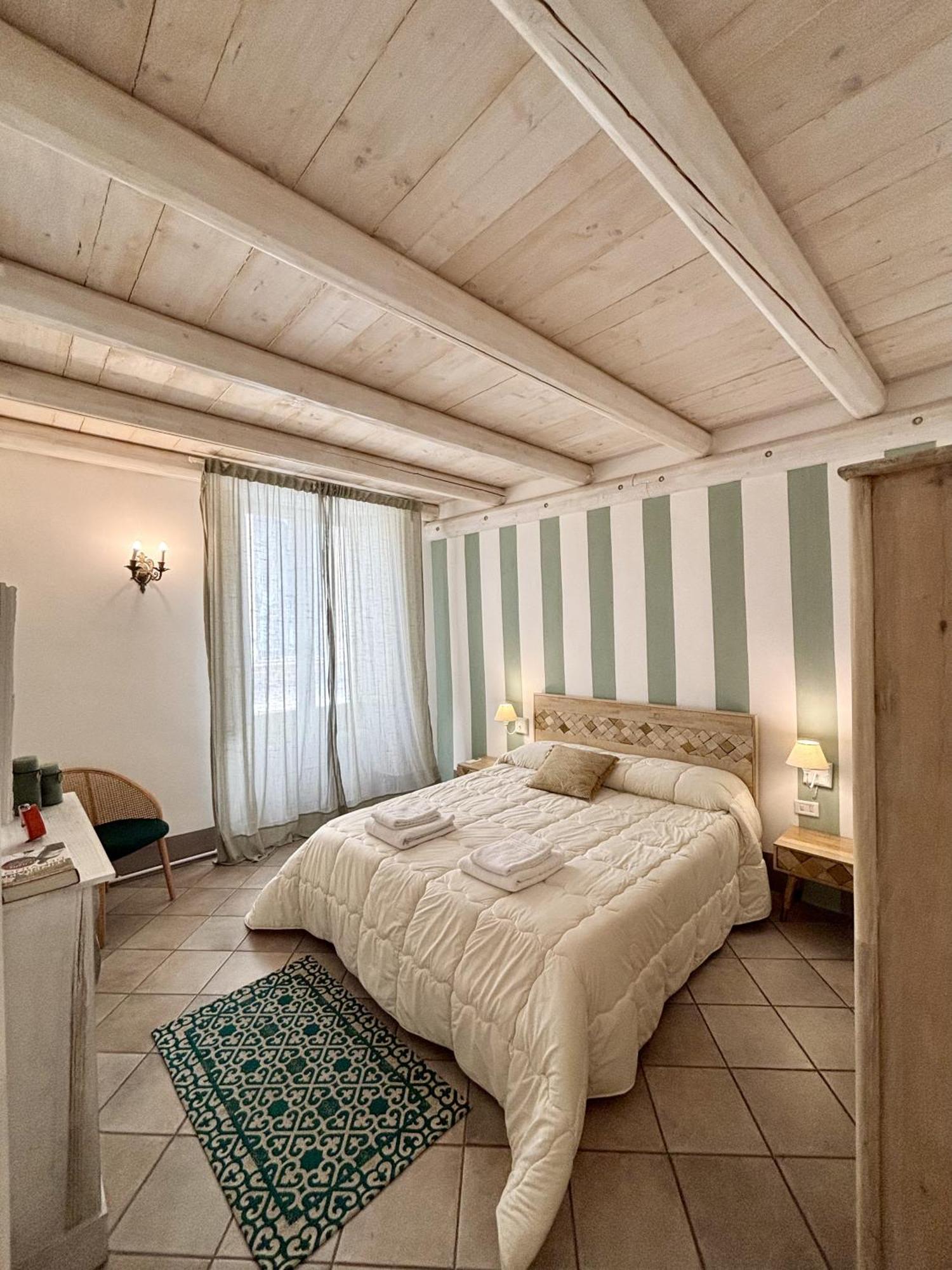 Kallistos Suites & Apartments 加利波利 外观 照片